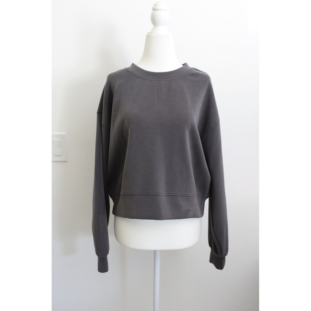 Women's Charcoal Gray Boxy Cropped Crewneck Sweatshirt Long Sleeve Fleece Top